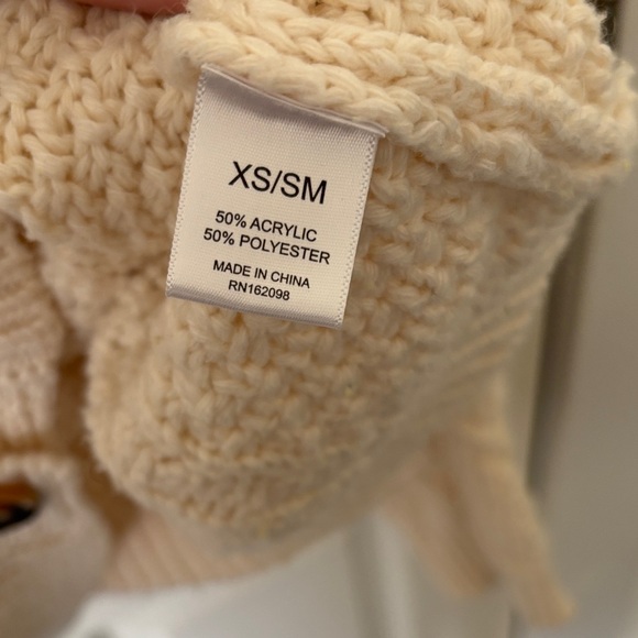 Taylor Swift Red Taylors Version Cardigan Cable Knit Sweater Stars (Size XS/SM) - Picture 5 of 7